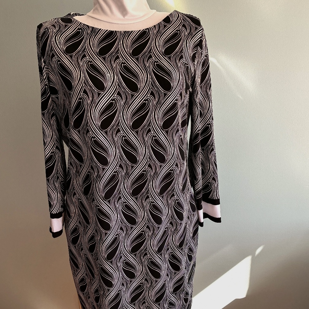 Michael Kors Women's M Black White Paisley Stretch Trimmed Sleeve Shift Dress